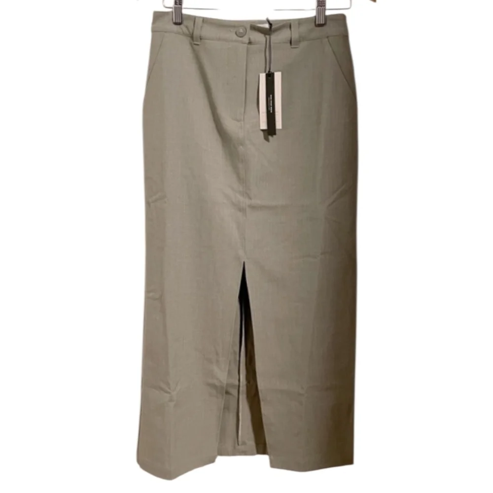 NWT WHO WHAT WEAR COLLECTION Neen Maxi Pencil Skirt Stone Large